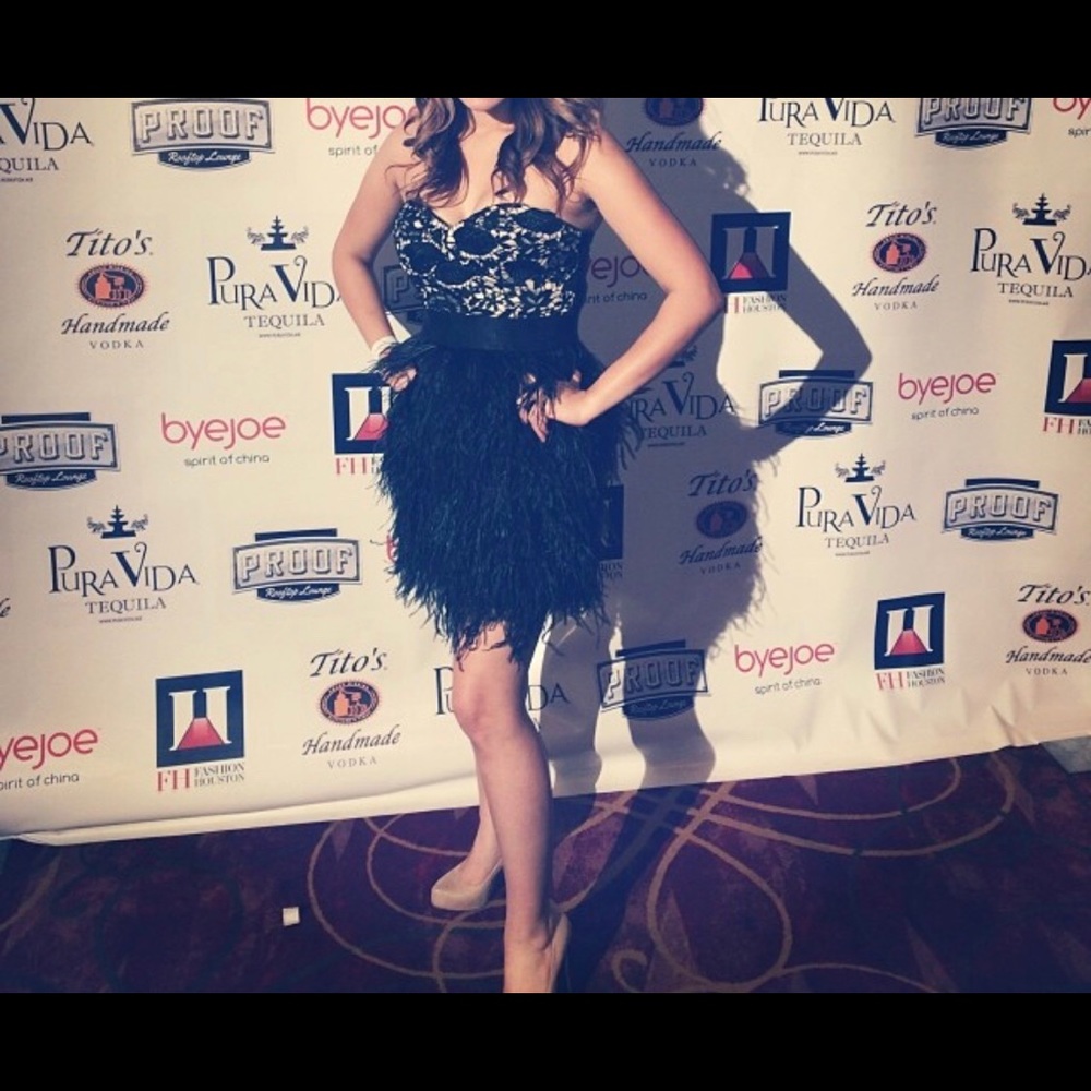 Bebe dress